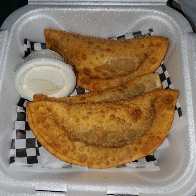 Jerk Chicken Puffs (3).